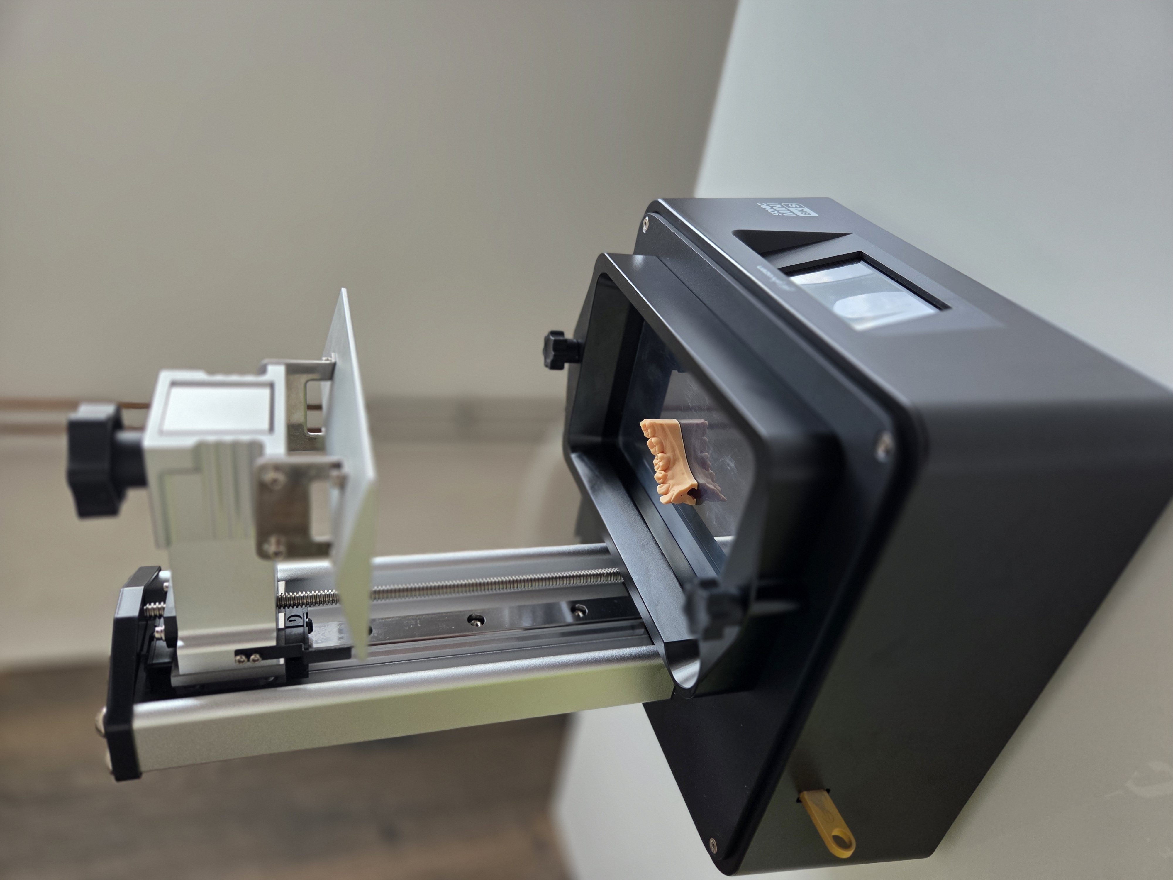 3D tlačiareň na výrobu dentálnych modelov